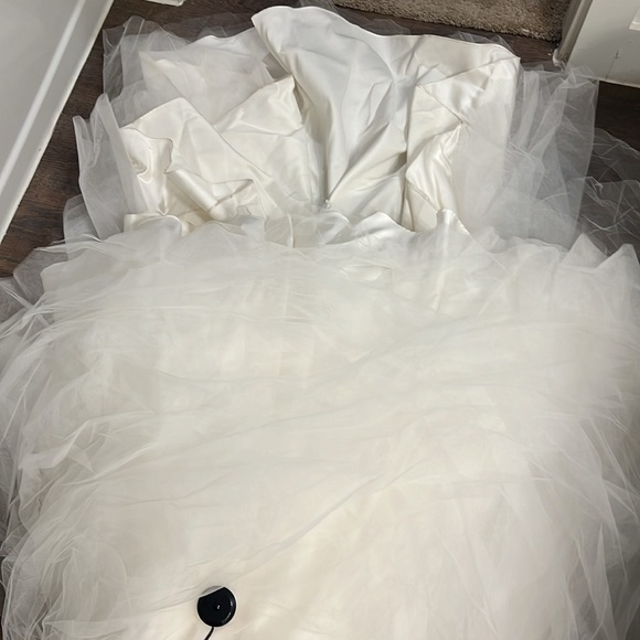 Princess Wedding Dress with Corset backing - Picture 15 of 17